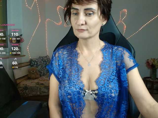Balsamirovshitsa, live now on BongaCams