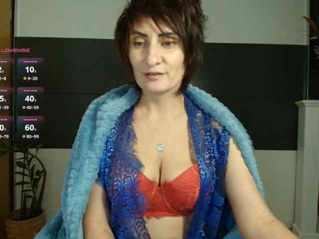 Balsamirovshitsa Live Webcam on BongaCams