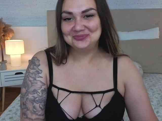 M1ssBella webcam