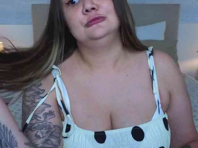 M1ssBella webcam