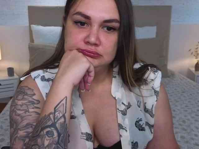 M1ssBella - Girl 