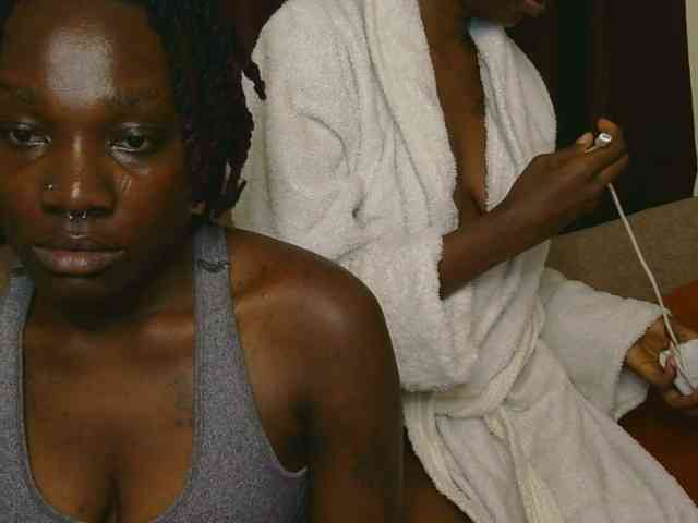 Freakycouples webcam