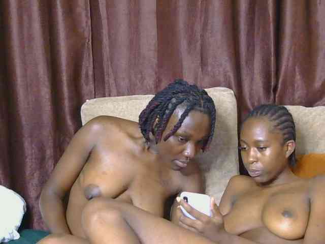 Freakycouples webcam