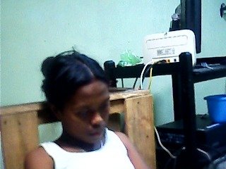 SarahHot's Live Webcam