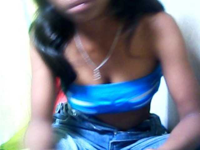 SarahHot live cam on BongaCams