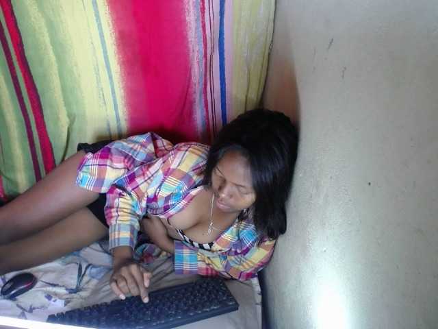 SarahHot