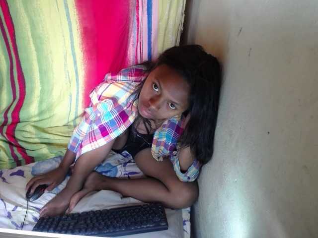 SarahHot