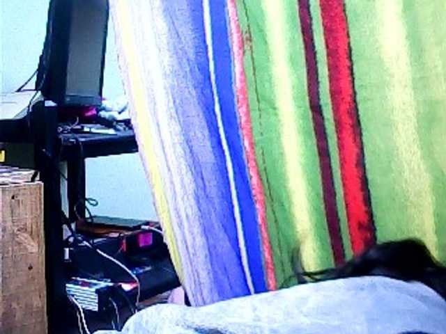 SarahHot live cam preview