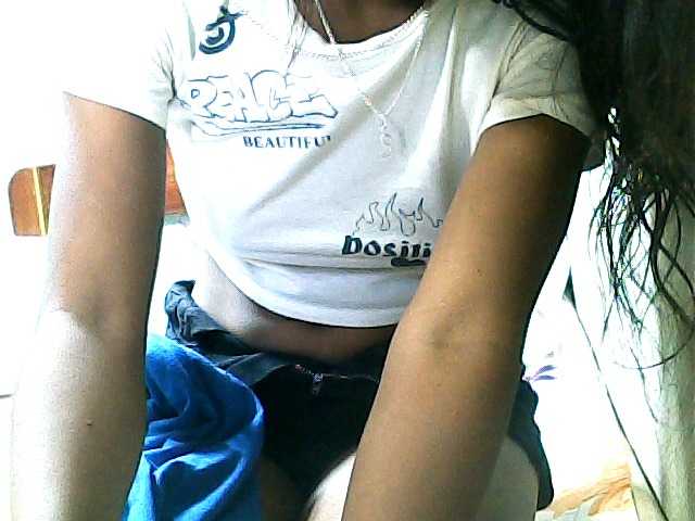 SarahHot live cam on BongaCams
