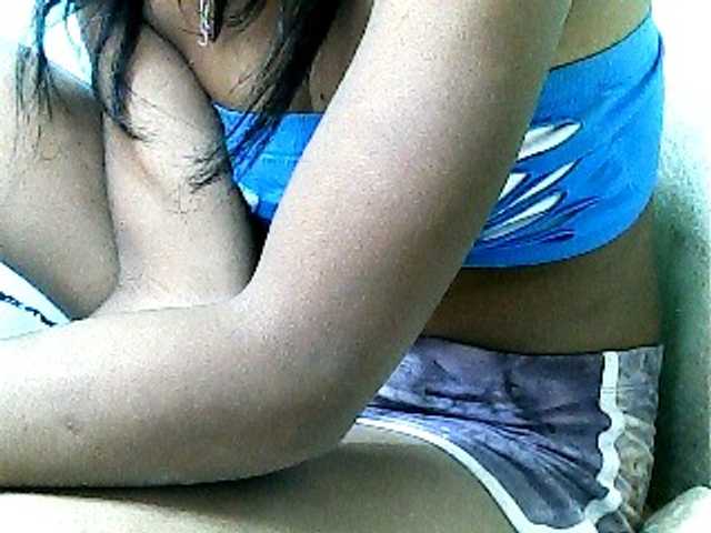 SarahHot live cam on BongaCams
