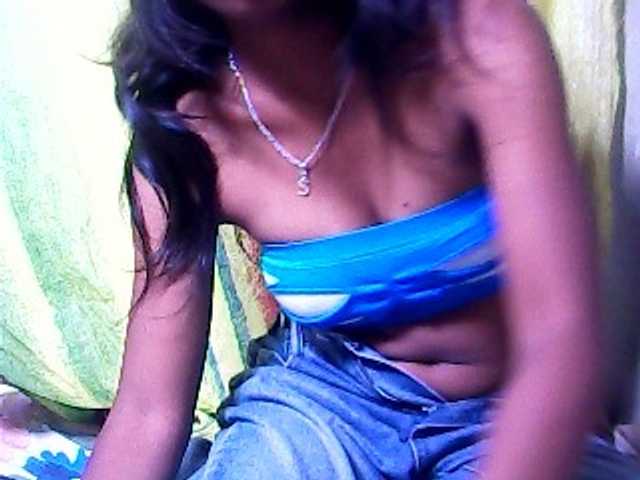 SarahHot live cam on BongaCams