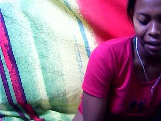 SarahHot live cam on BongaCams