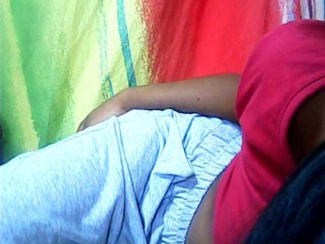 SarahHot live cam on BongaCams