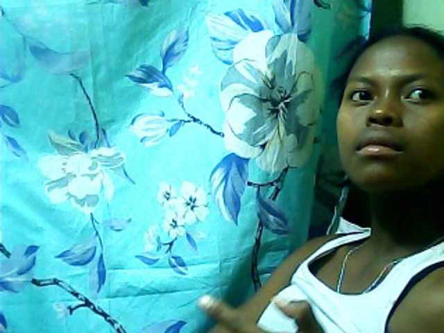 SarahHot live cam on BongaCams