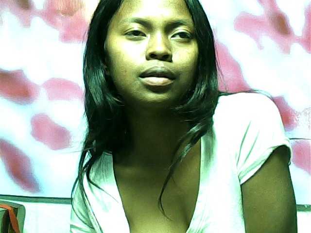 SarahHot live cam on BongaCams