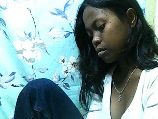 SarahHot webcam