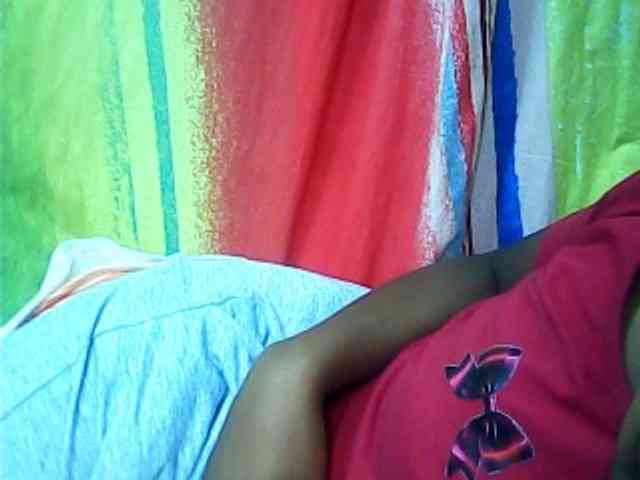 SarahHot webcam
