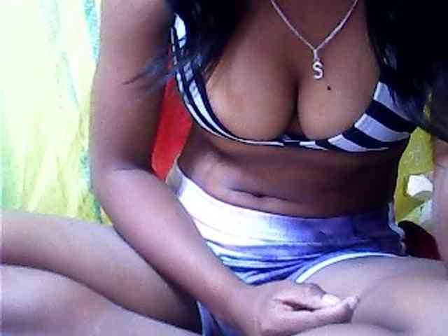 SarahHot