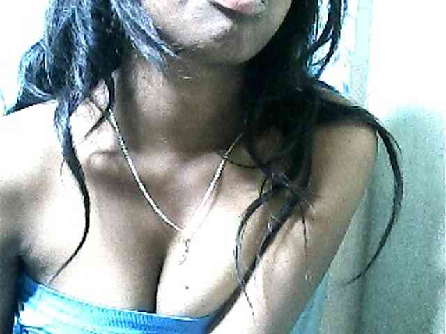 SarahHot webcam