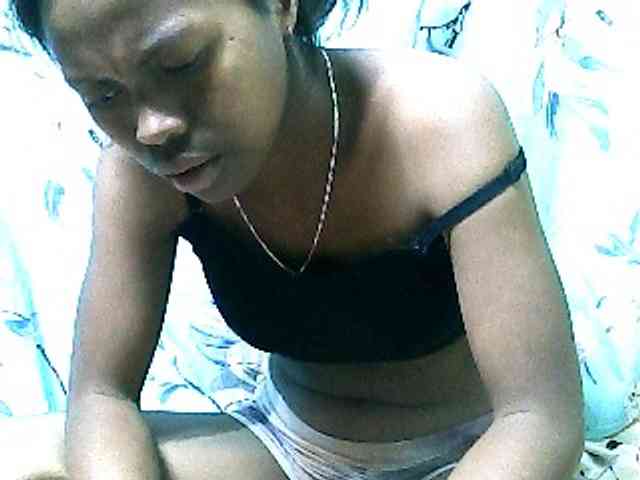 SarahHot webcam