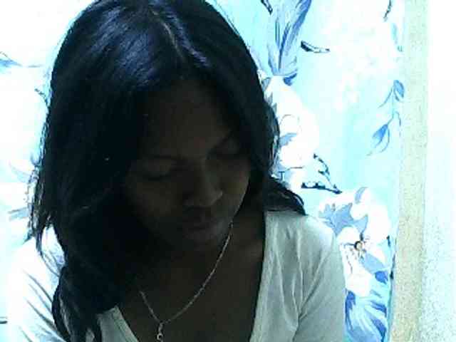 SarahHot webcam