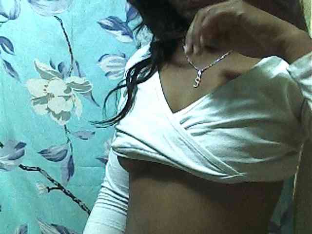 SarahHot