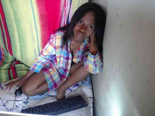 SarahHot