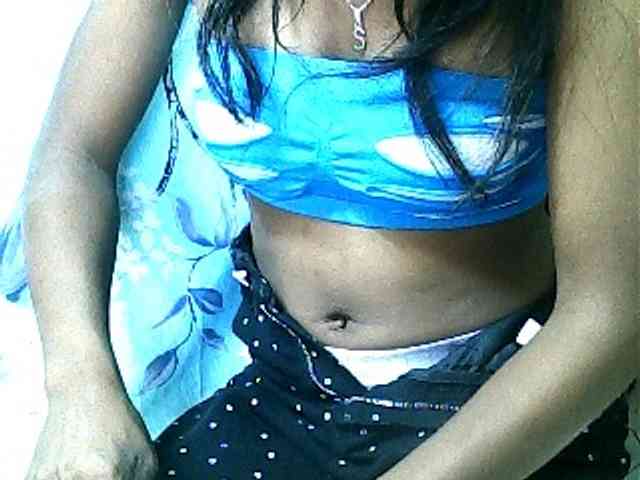 SarahHot webcam