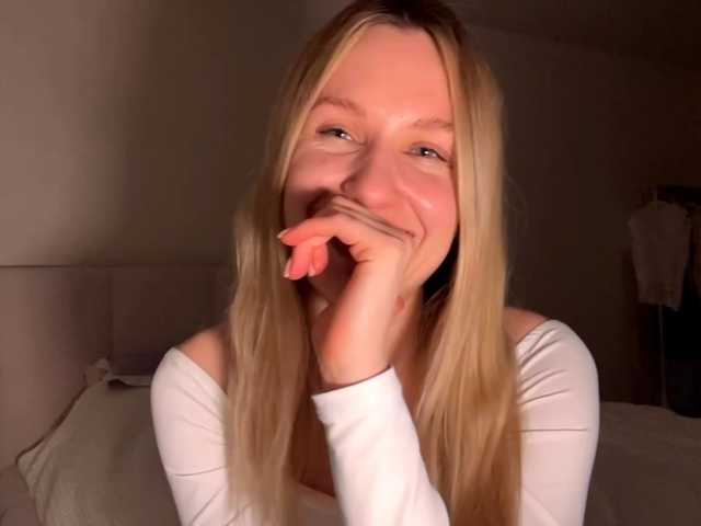 LinnEskeets live cam