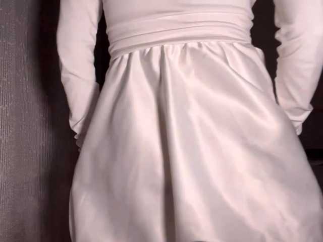 LinnEskeets live cam preview
