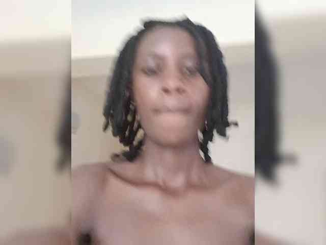 Cheekychiq webcam