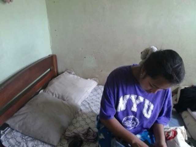 AmeliaHot