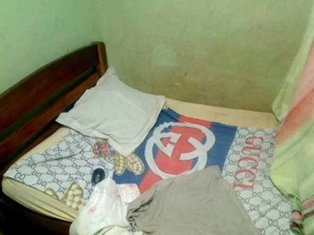 AmeliaHot
