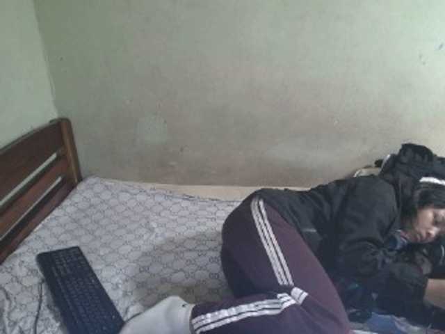 AmeliaHot