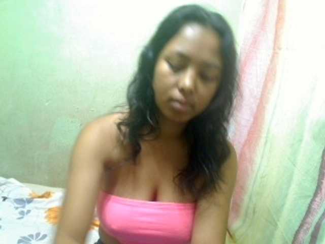 AmeliaHot live cam on BongaCams
