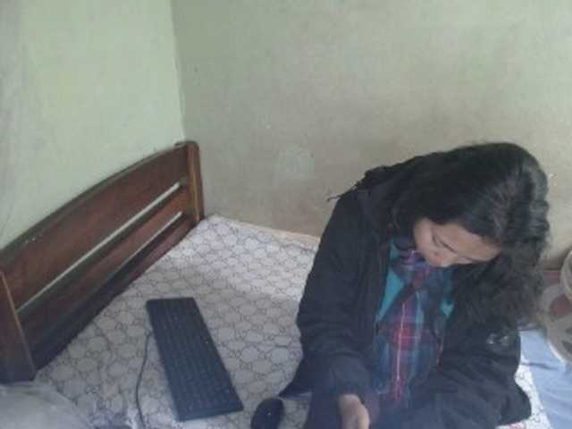 AmeliaHot
