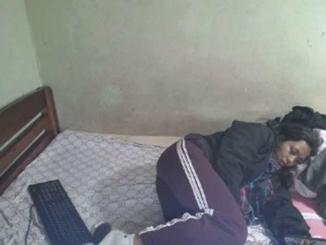 AmeliaHot