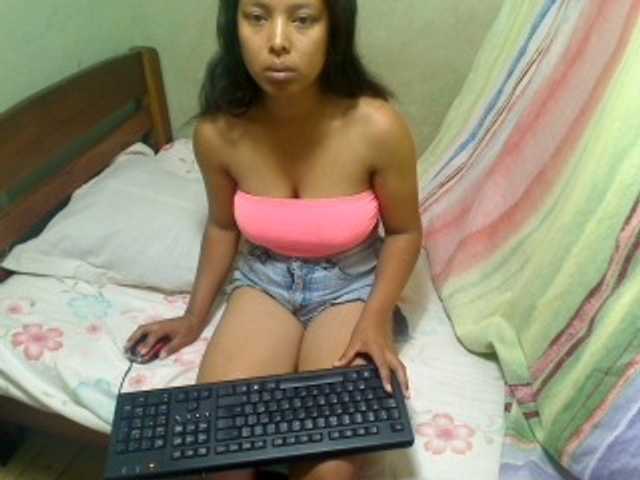 AmeliaHot
