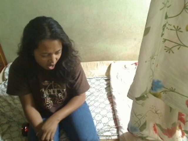 AmeliaHot
