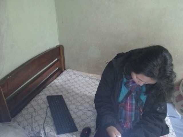 AmeliaHot