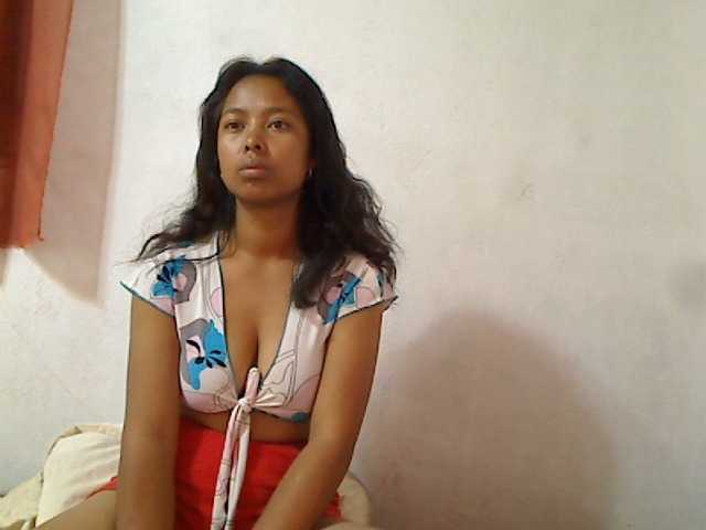 AmeliaHot live cam on BongaCams