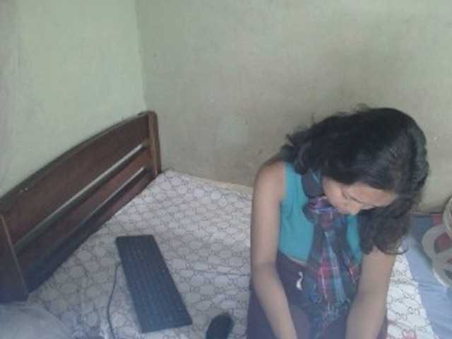 AmeliaHot