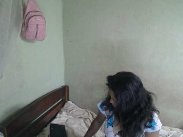 AmeliaHot live cam on BongaCams