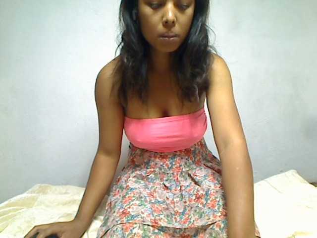 AmeliaHot live cam on BongaCams
