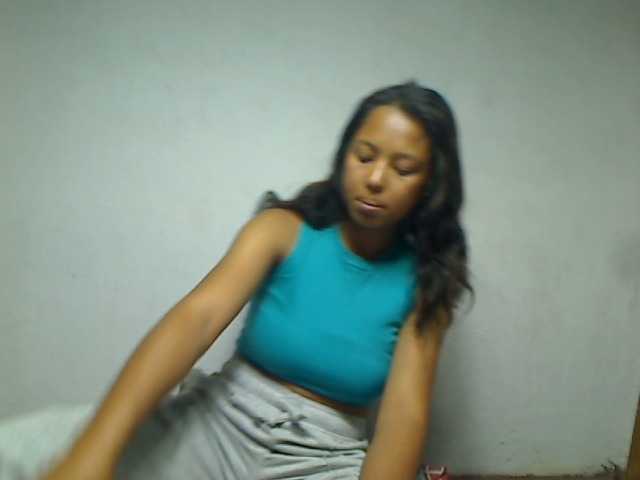 AmeliaHot
