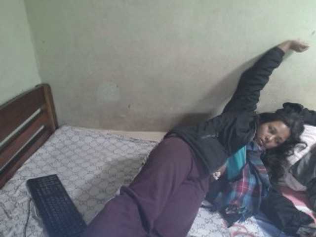AmeliaHot
