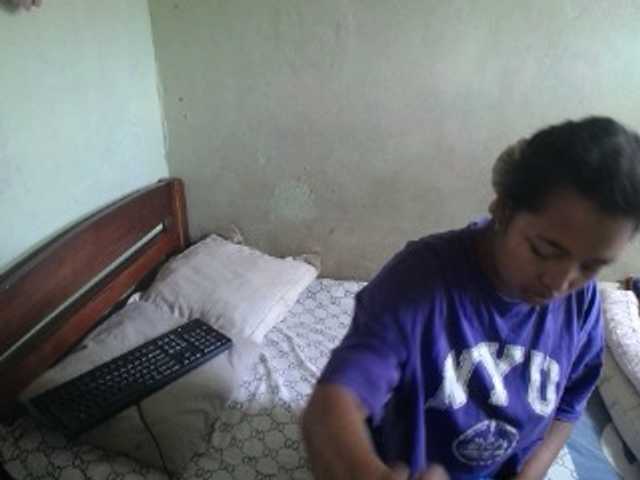 AmeliaHot