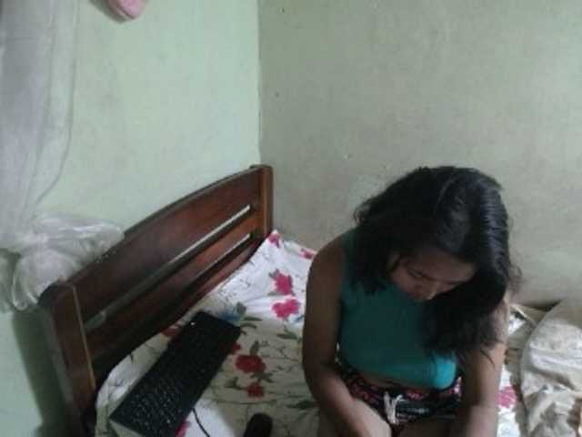 AmeliaHot