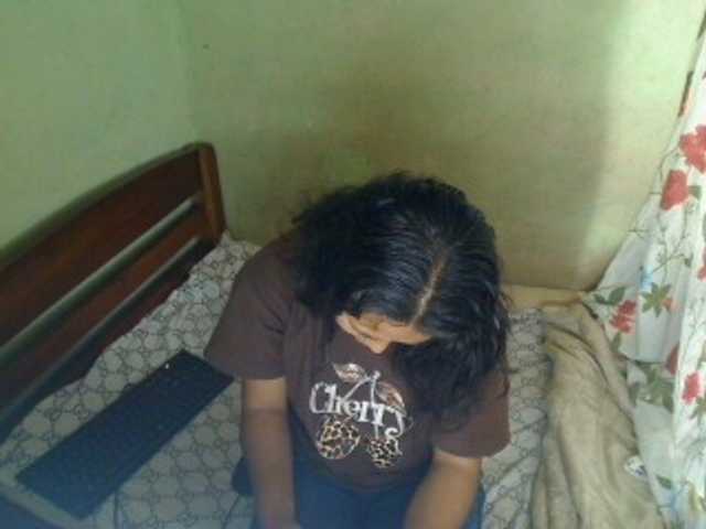 AmeliaHot
