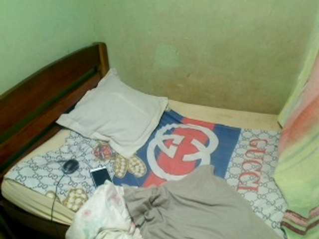 AmeliaHot